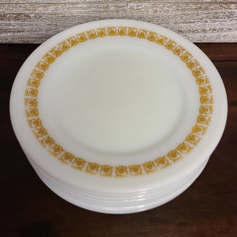 Pyrex Tiburon 6 3/4 inch Salad/Dessert Plate Set/7